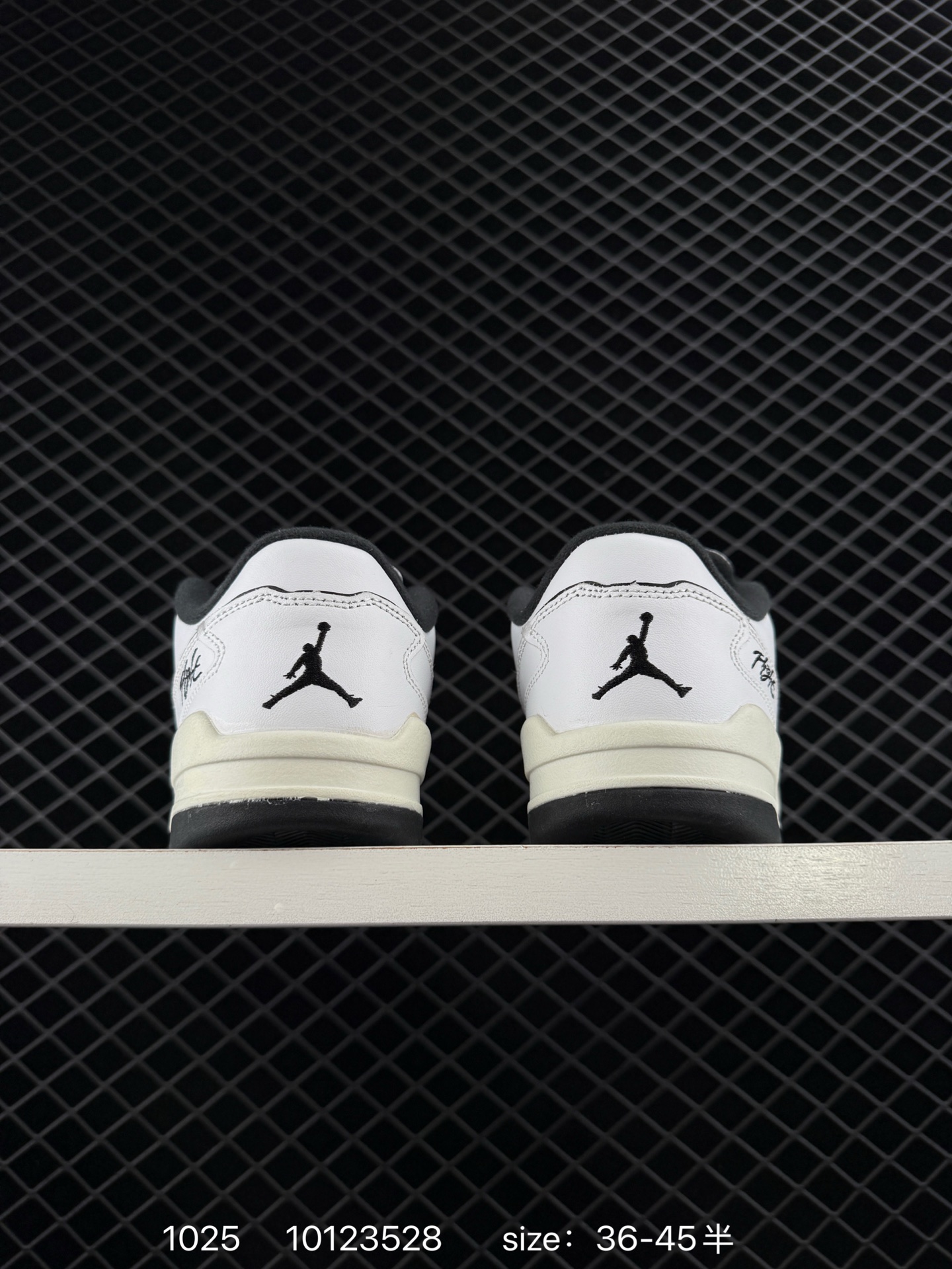 Nike Air Jordan 4 Retro OG